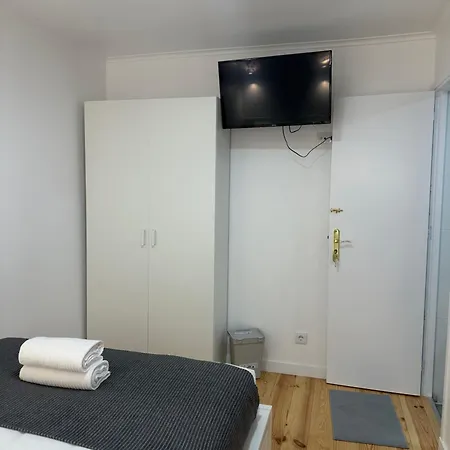 Δωμάτια σε οικογενειακή κατοικία Pensamento 12b