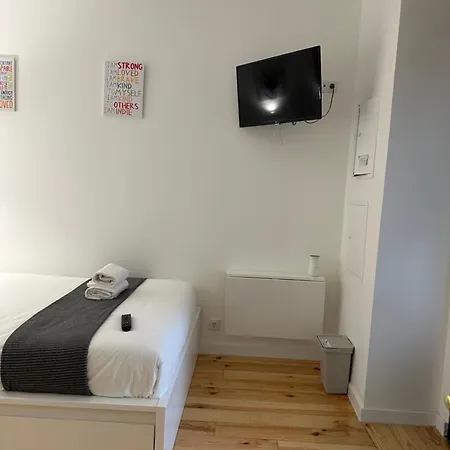 Δωμάτια σε οικογενειακή κατοικία Pensamento 12b Lisboa